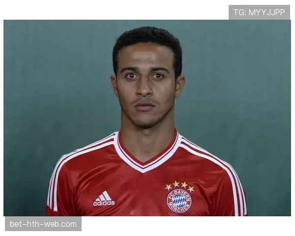 哈维与蒂亚戈在控球体系中的传球角色分化趋势