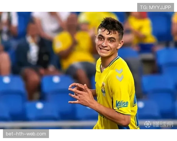 巴尔韦德与佩德里的技术风格差异及其在现代战术体系中的适配性解析